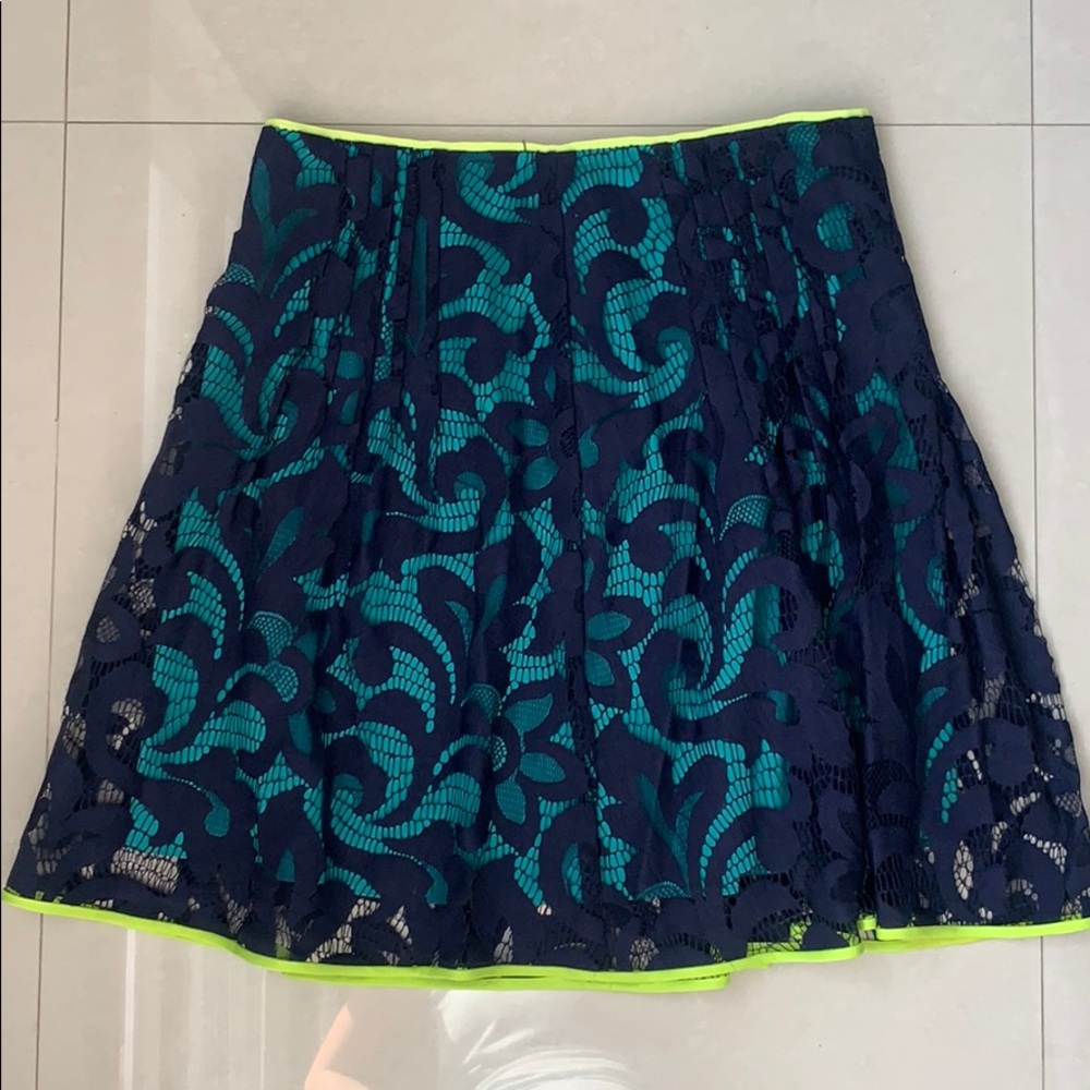 Elie Tahari skirt lace size 6
